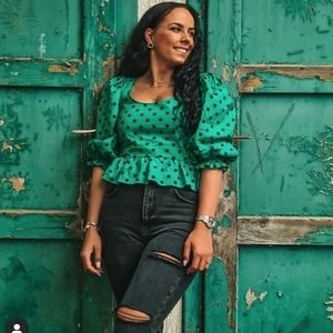 💘🆕️Zara XS Polkadot Peplum Blouse